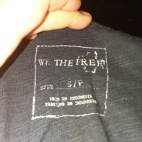 Free People - Picture 3 of 4